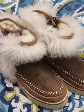 Ugg Fluff Punk Boots Chestnut Size 5
